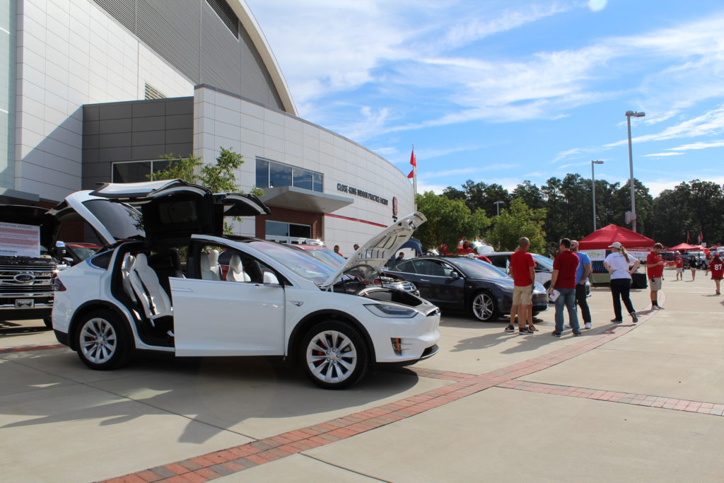 Six National Drive Electric Week Events This September Blog Card Thumbnail