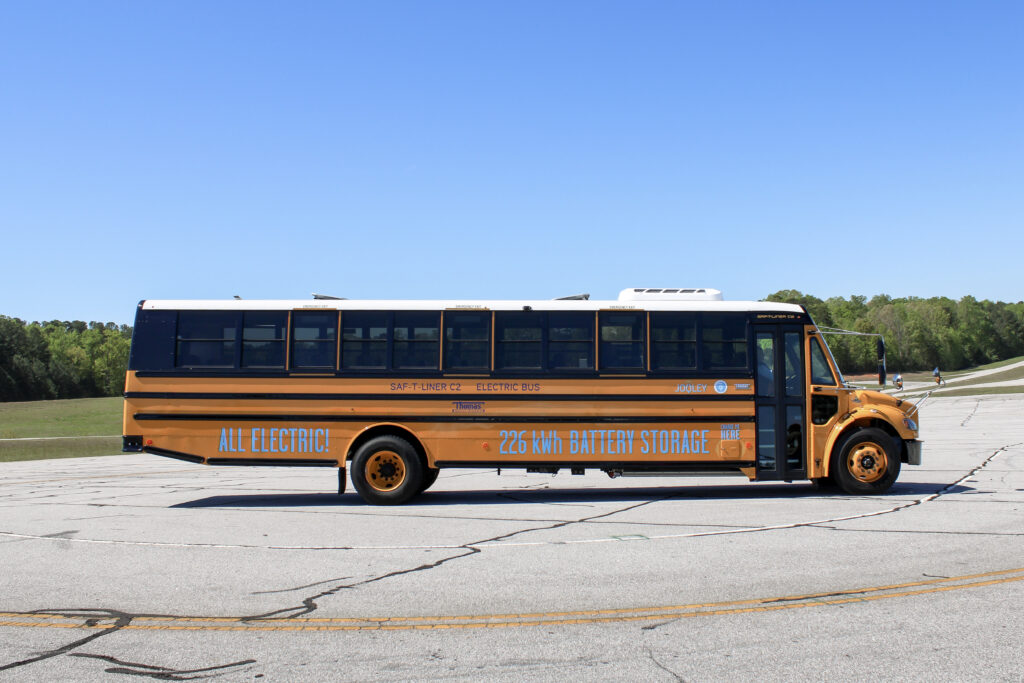 Accelerating the Transition: Electric School Buses Transforming Transportation for a Sustainable Future Blog Card Thumbnail